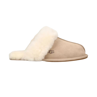 Classic beige ugg